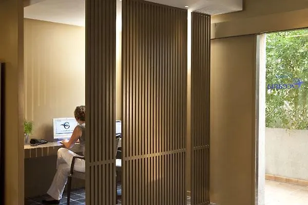 Escale Oceania Aix-En-Provence Hotel