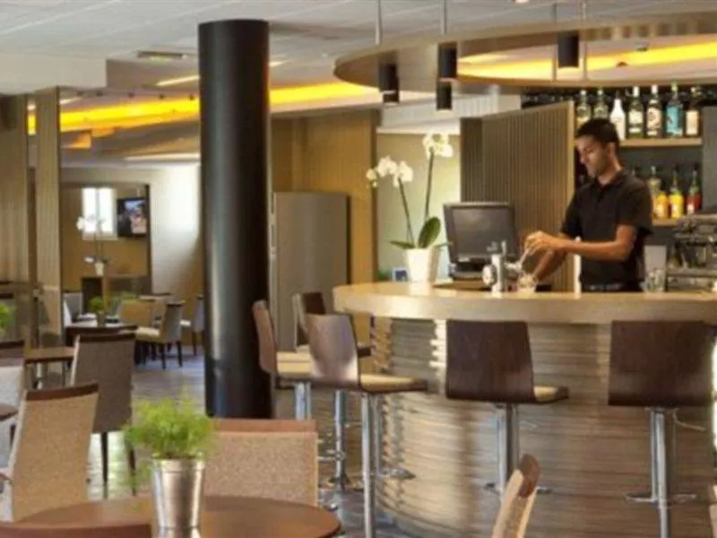 Escale Oceania Aix-En-Provence Ξενοδοχείο